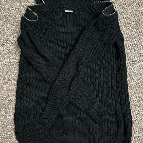 Michael Kors Sweater - Picture 4 of 8